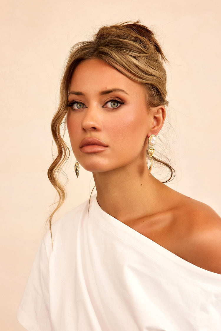 The Last Love Letter Earrings - Gold