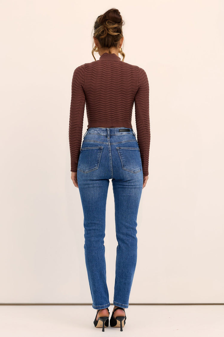Coastal Ease Denim Jeans - Washed Blue