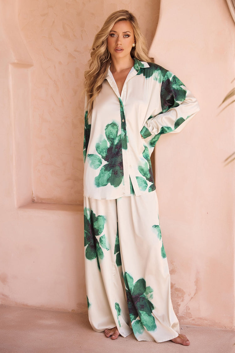 Love Based Shirt - Green for women