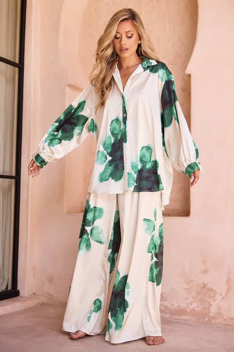 Love Based Shirt - Green for women